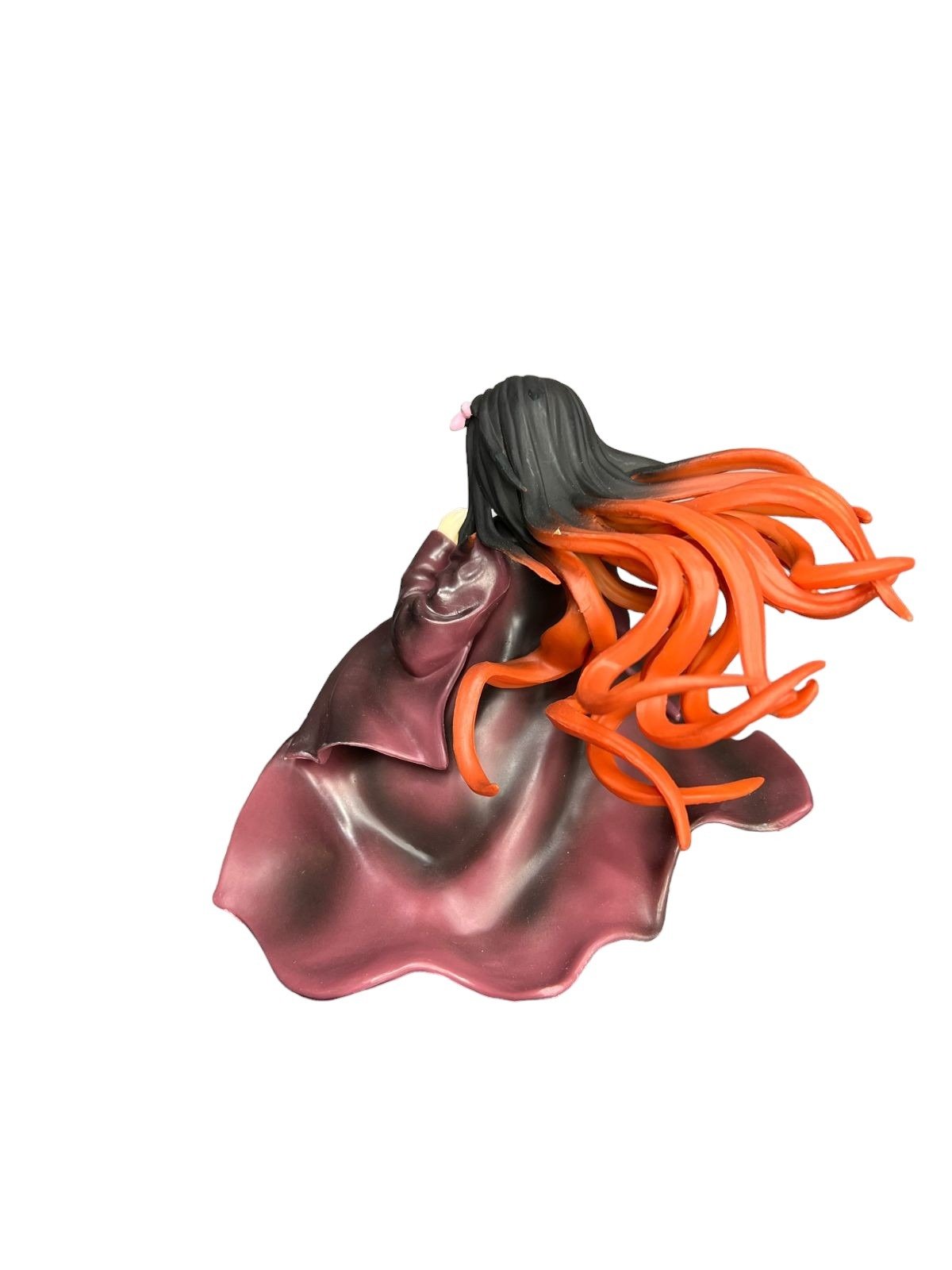 Figura Nezuko Sentada En Piedra 17 Cm - Demon Slayer - Imagen 3