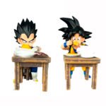 Mini Figuras Goku y Vegeta 8cm Comiendo Dragon Ball