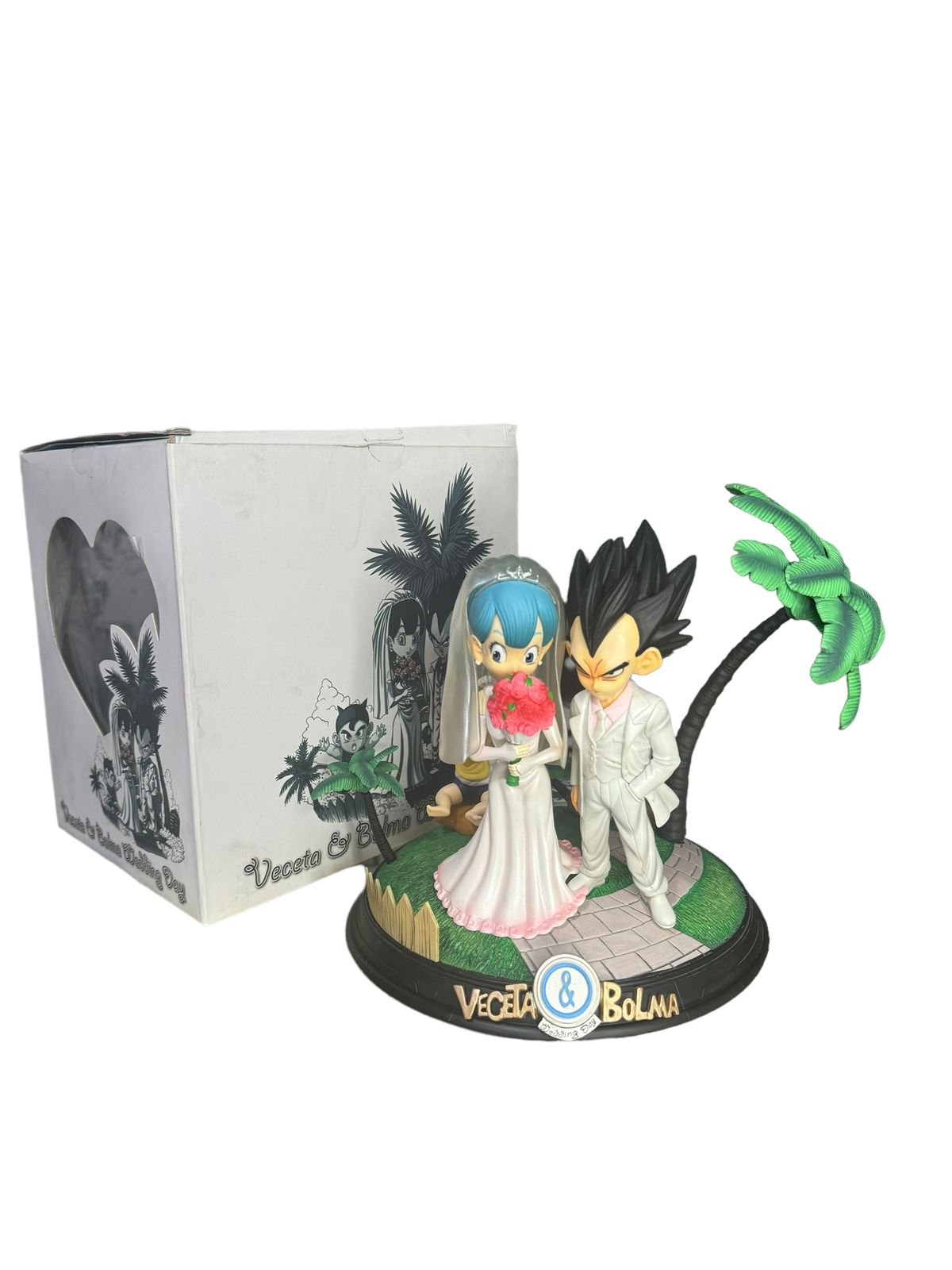 Figura Vegeta & Bulma Casándose Dragon Ball