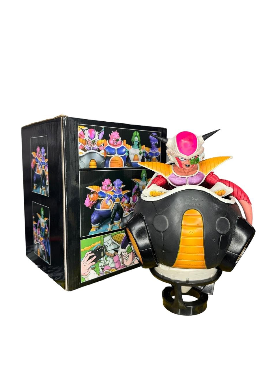 Figura Freezer En Nave 30cm /Dragon Ball Z