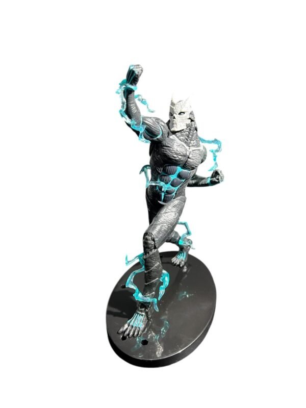 Figura Kafka Hibino Pose De Pelea Kaiju No. 8 - Imagen 2