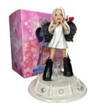 Figura Boa Hancock Botas Negras 24cm - One Piece