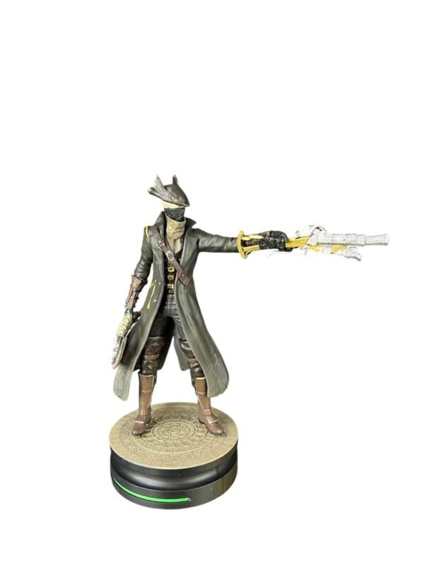 Figura Bloodborne 24 Cm The Hunter Modern Icons - Imagen 2