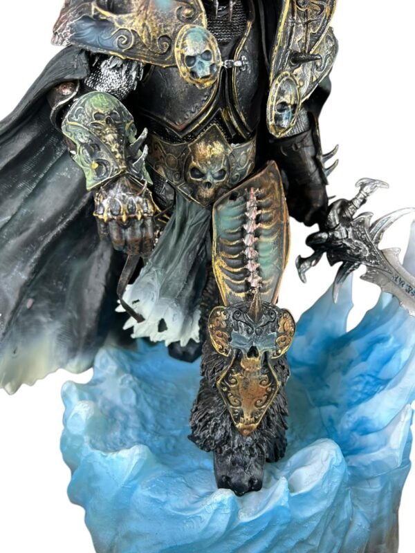 Figura Tipo Lampara  Lich King 37cm - World Of Warcraft - Imagen 5