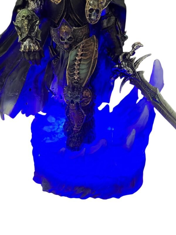 Figura Tipo Lampara  Lich King 37cm - World Of Warcraft - Imagen 9