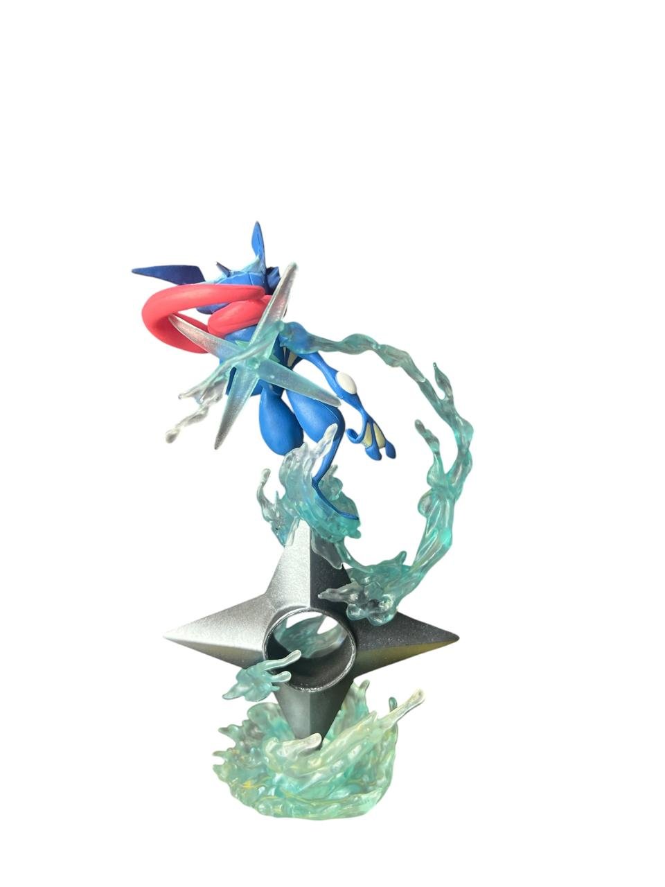 Figura Greninja 18cm - Pokemon - Imagen 2