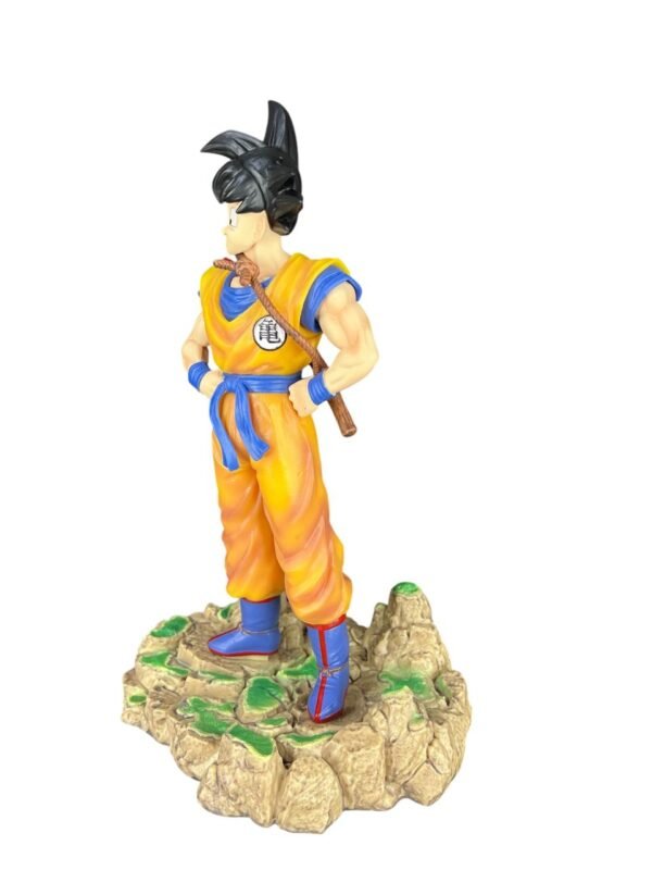 Figura Goku Base Roca 29cm Dragon Ball - Imagen 3