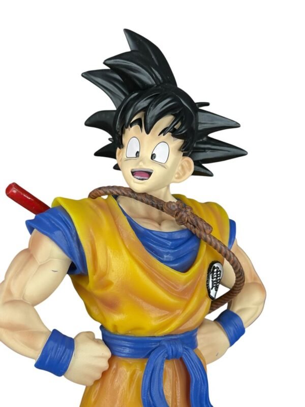 Figura Goku Base Roca 29cm Dragon Ball - Imagen 5