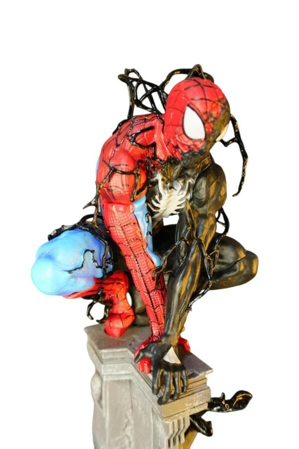 Figura Hombre Araña Mitad Venom 37cm - Con Luz - Imagen 4