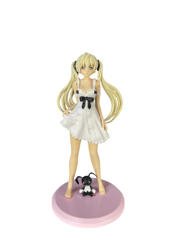 Figura Coleccionable 23 Cm - Sora Kasugano Con Conejo