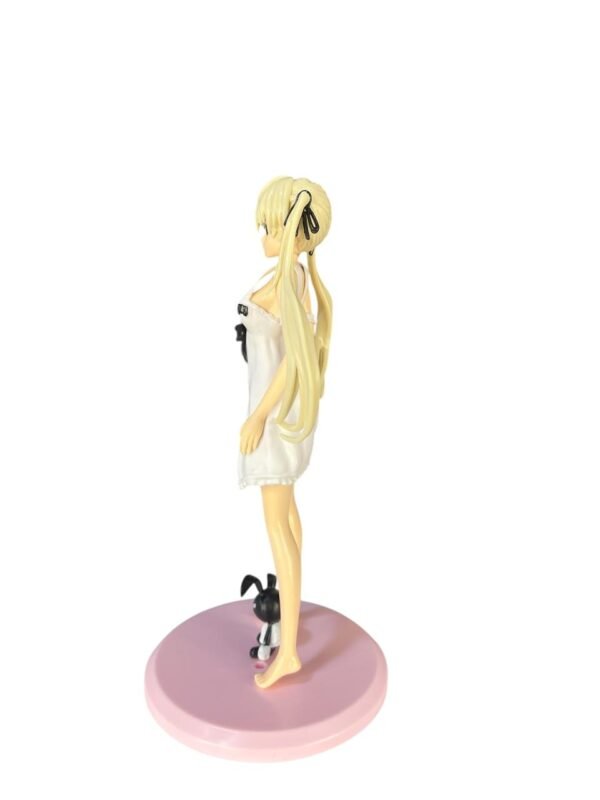 Figura Coleccionable 23 Cm - Sora Kasugano Con Conejo - Imagen 2