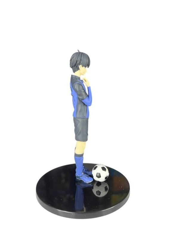 Figura Coleccionable 12cm Yoichi Isagi Traje Azul Blue Lock - Imagen 5