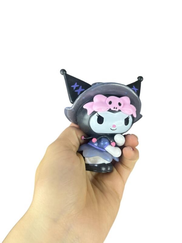 Figura Coleccionable 10cm Kuromi Con Farol - Sanrio - Imagen 4