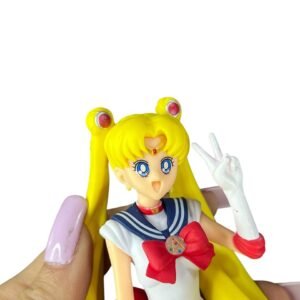 Figura 14cm Usagi Tsukino Sentada - Sailor Moon - Imagen 3