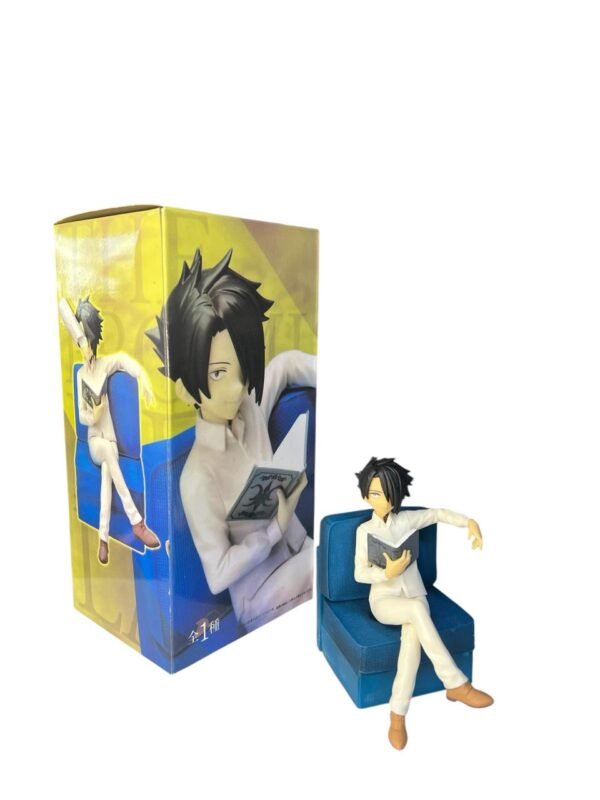 Figura Ray Sentado Leyendo 15cm - The Promise Neverland