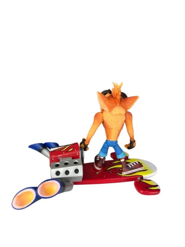 Figura Articulada Crash Bandicoot Patineta 18cm - Imagen 3