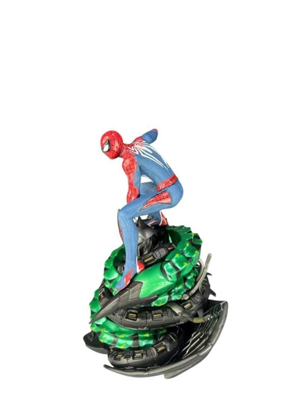 Figura 18cm Spider- Man Base Roca - Imagen 4