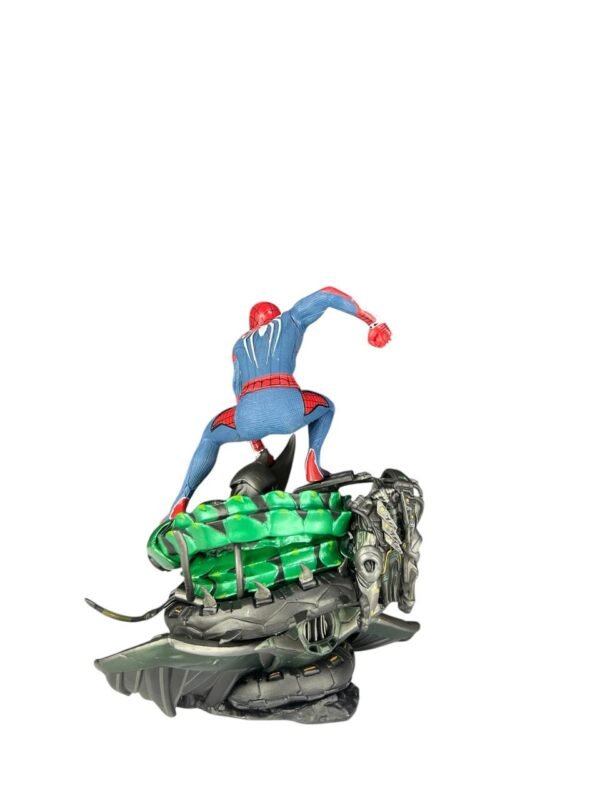 Figura 18cm Spider- Man Base Roca - Imagen 5