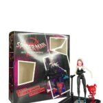 Figura Articulada Spider-Gwen 15cm  Marvel