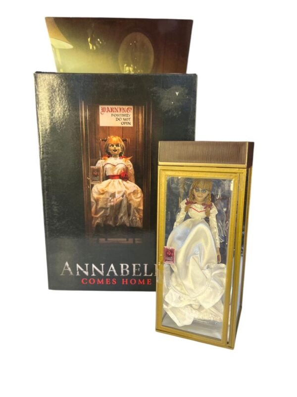 Figura Neca  Articulable  Annabelle Conjuro