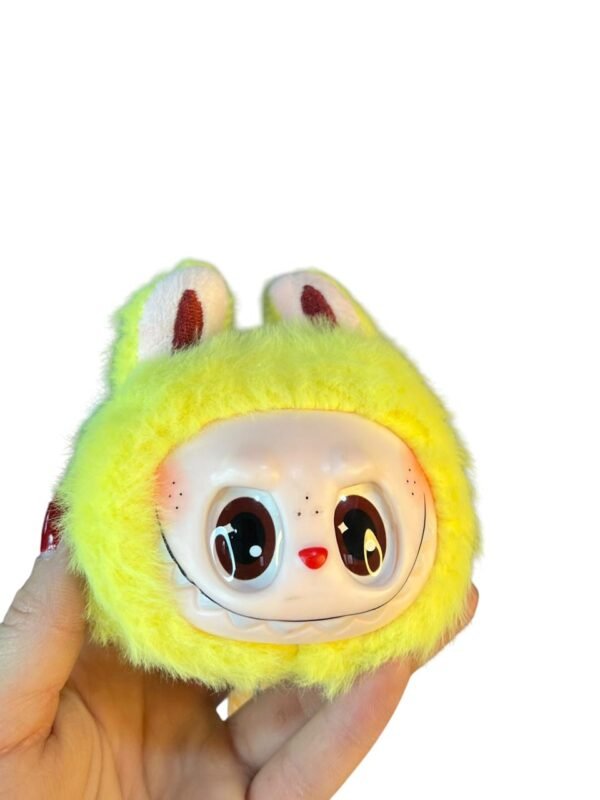 Mini Llavero Peluche Labubu Amarillo 4cm - Imagen 2