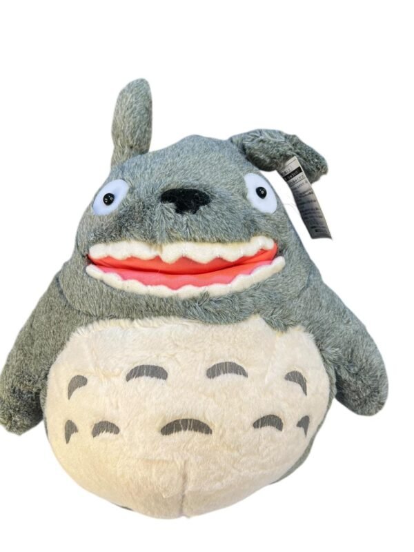 Peluche mi vecino totoro sonriendo