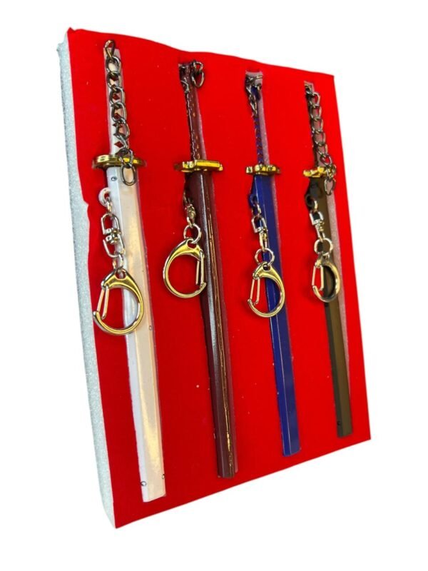 Set Metálico X4 Accesorios Katanas One Piece - Imagen 2