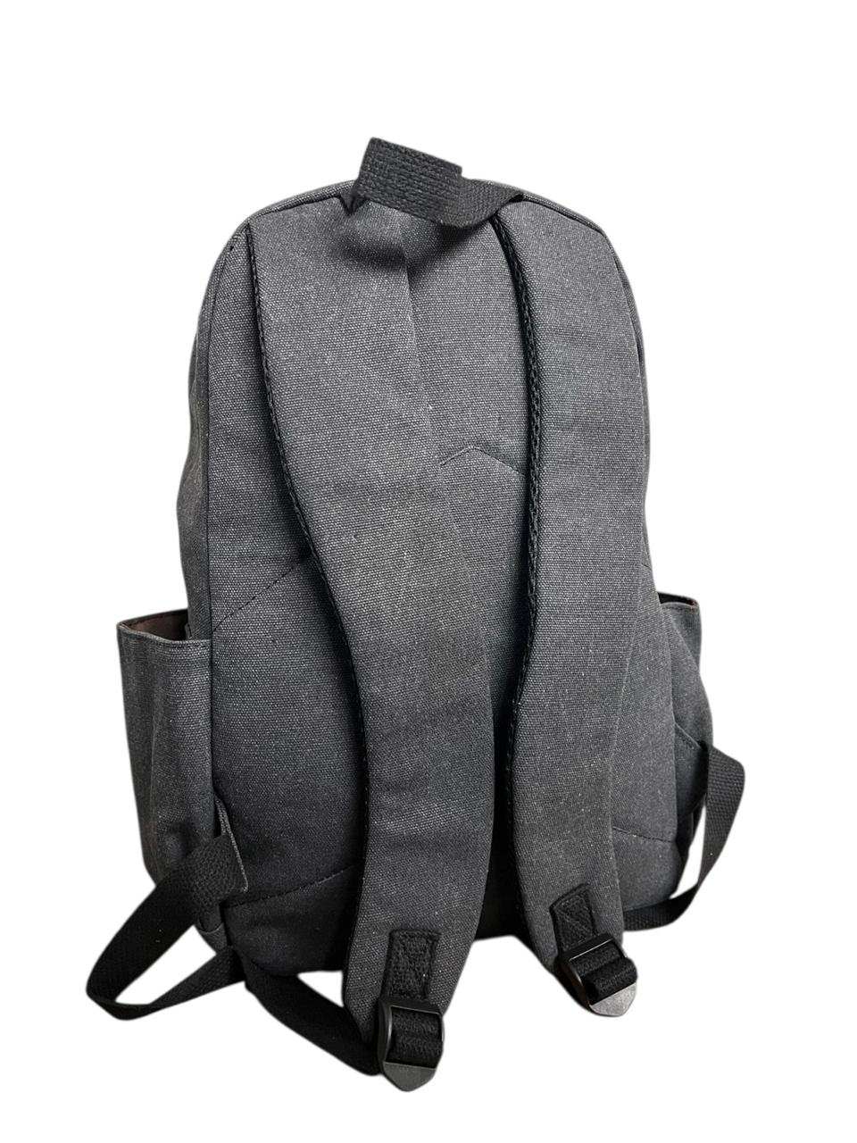 Maleta Morral En Lona De Attack On Titan Negra - Imagen 3