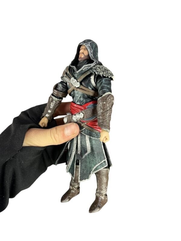 Figura Articulada Ezio 18cm Assassin's Creed - Imagen 4