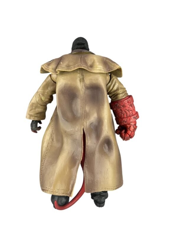 Figura Articulada Hellboy 2019 Sin Cuernos 20cm - Imagen 6