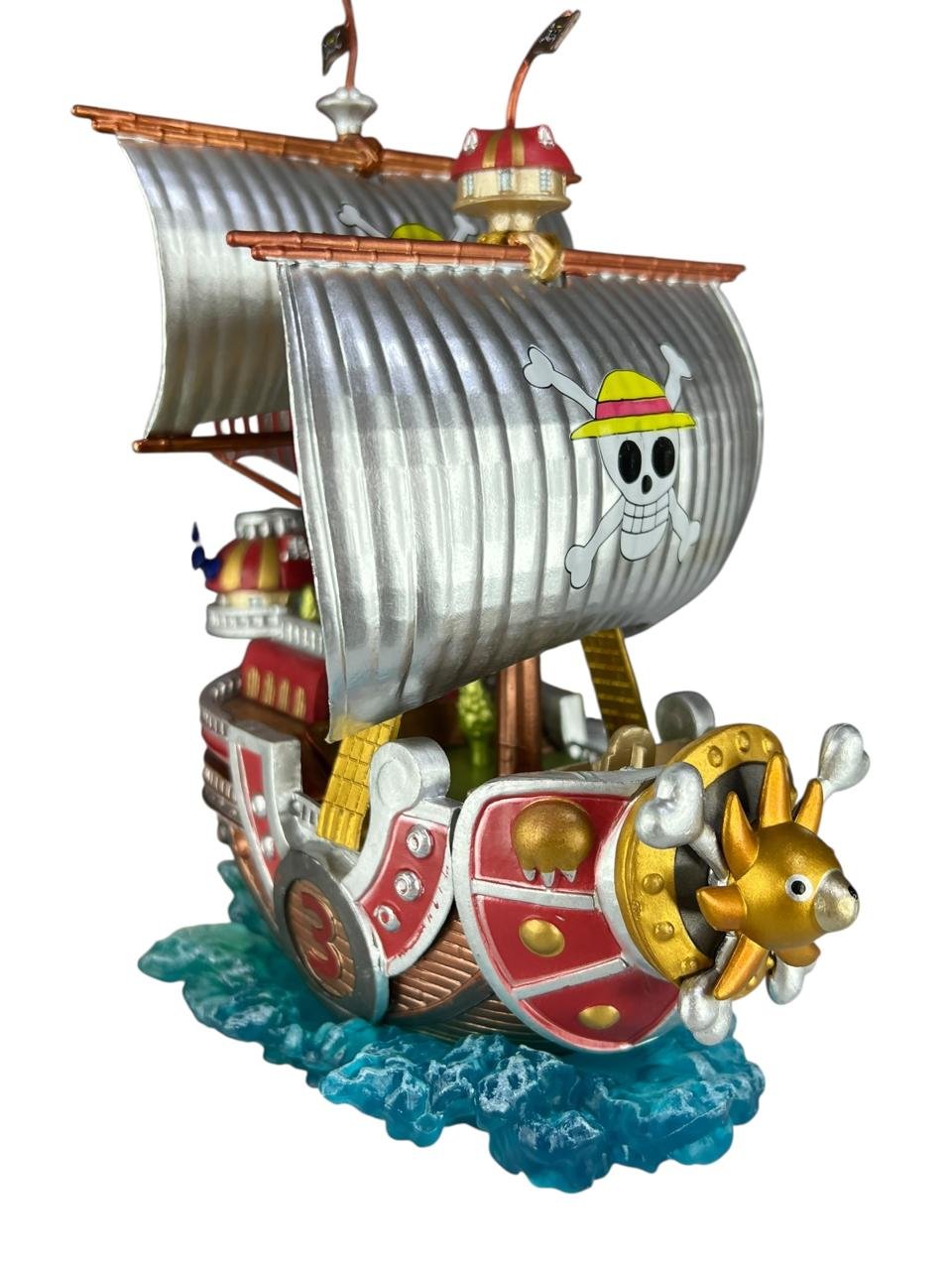 Figura Thousand Sunny 18cm Barco One Piece - Imagen 6
