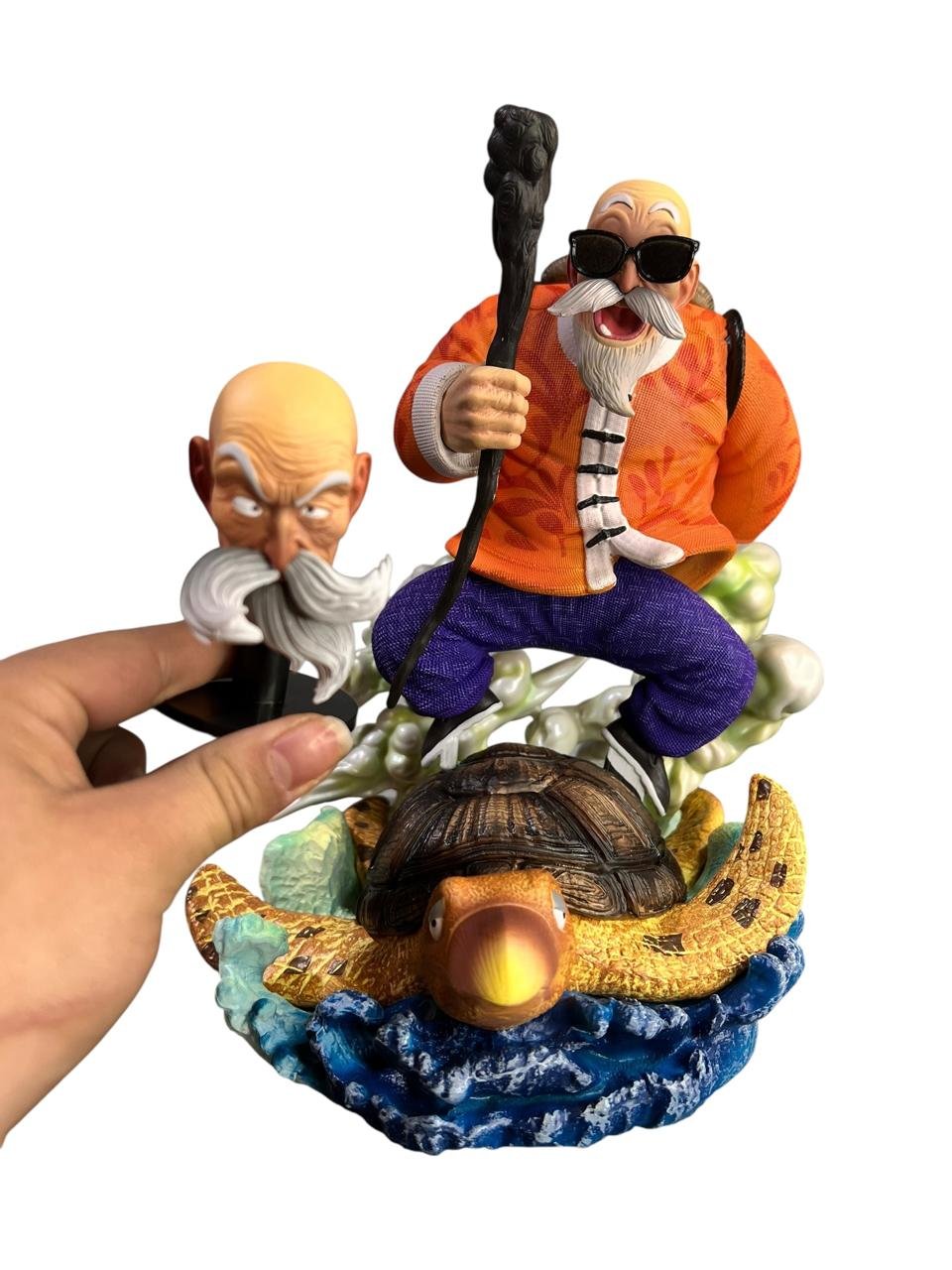 Figura De Dragon Ball Maestro Roshi En Una Tortuga - 23cm - Imagen 4