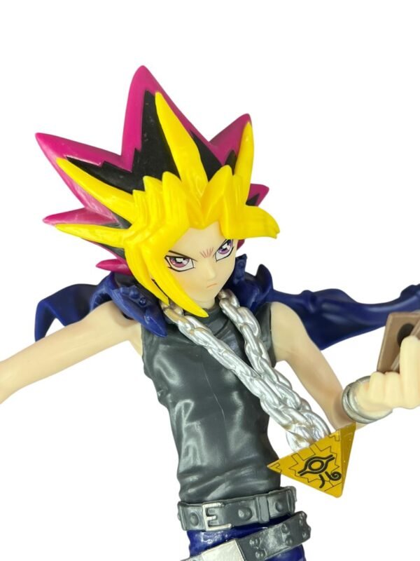 Figura Yami Yug Base Gris 22cm Yu-gi-oh - Imagen 3