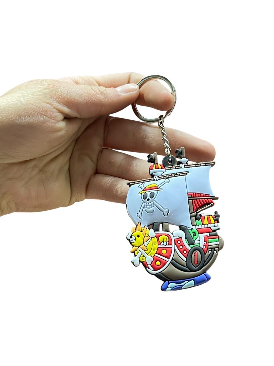 LLavero Goma Plano Barco Thousand Sunny One Piece - Imagen 3