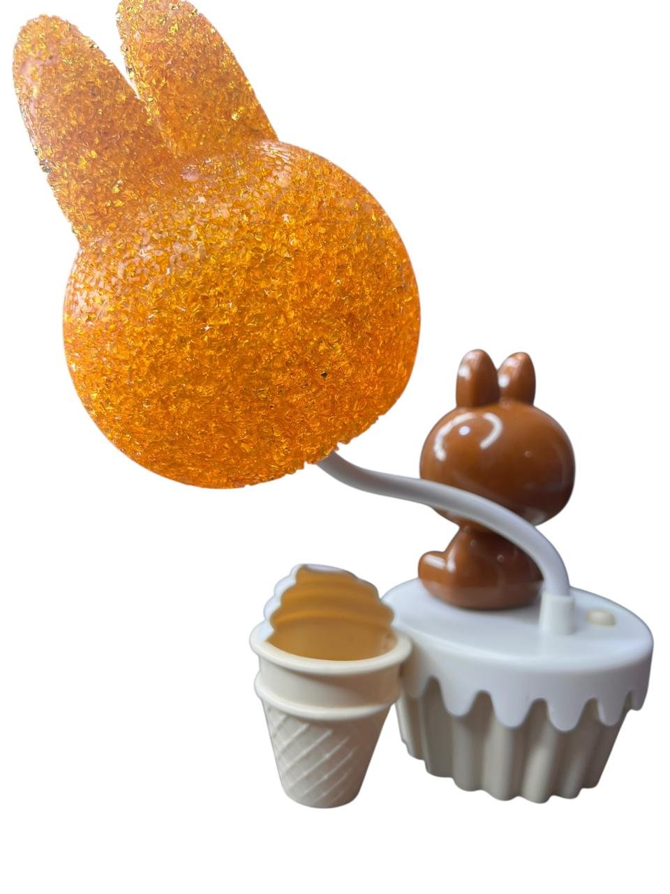 Lampara De Labubu Cafe Con Helado De Diamantes - Imagen 2