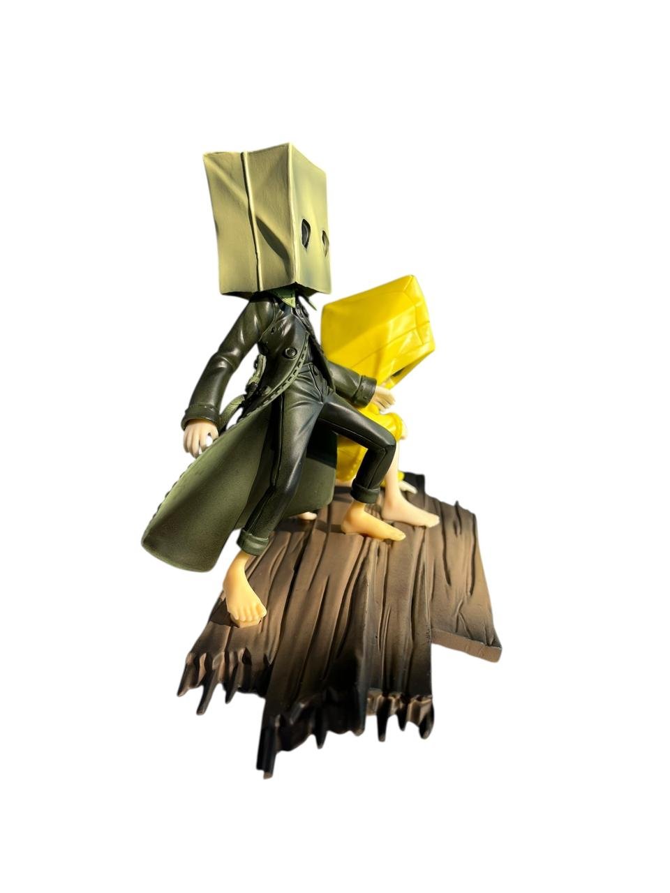 Figura Little Nightmares 18 cm - Imagen 6