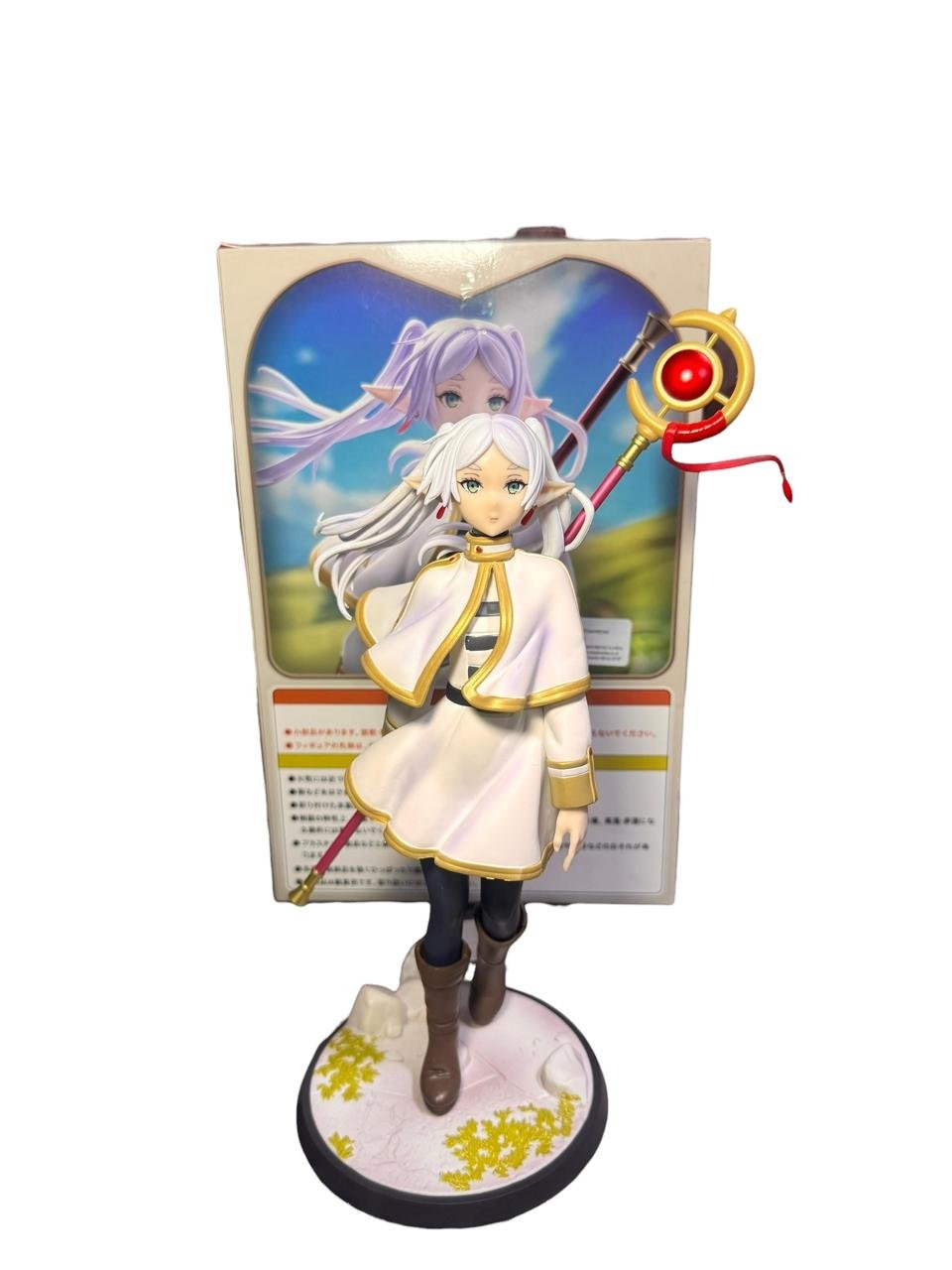 Figura Muñeca Frieren Beyond 23 cm