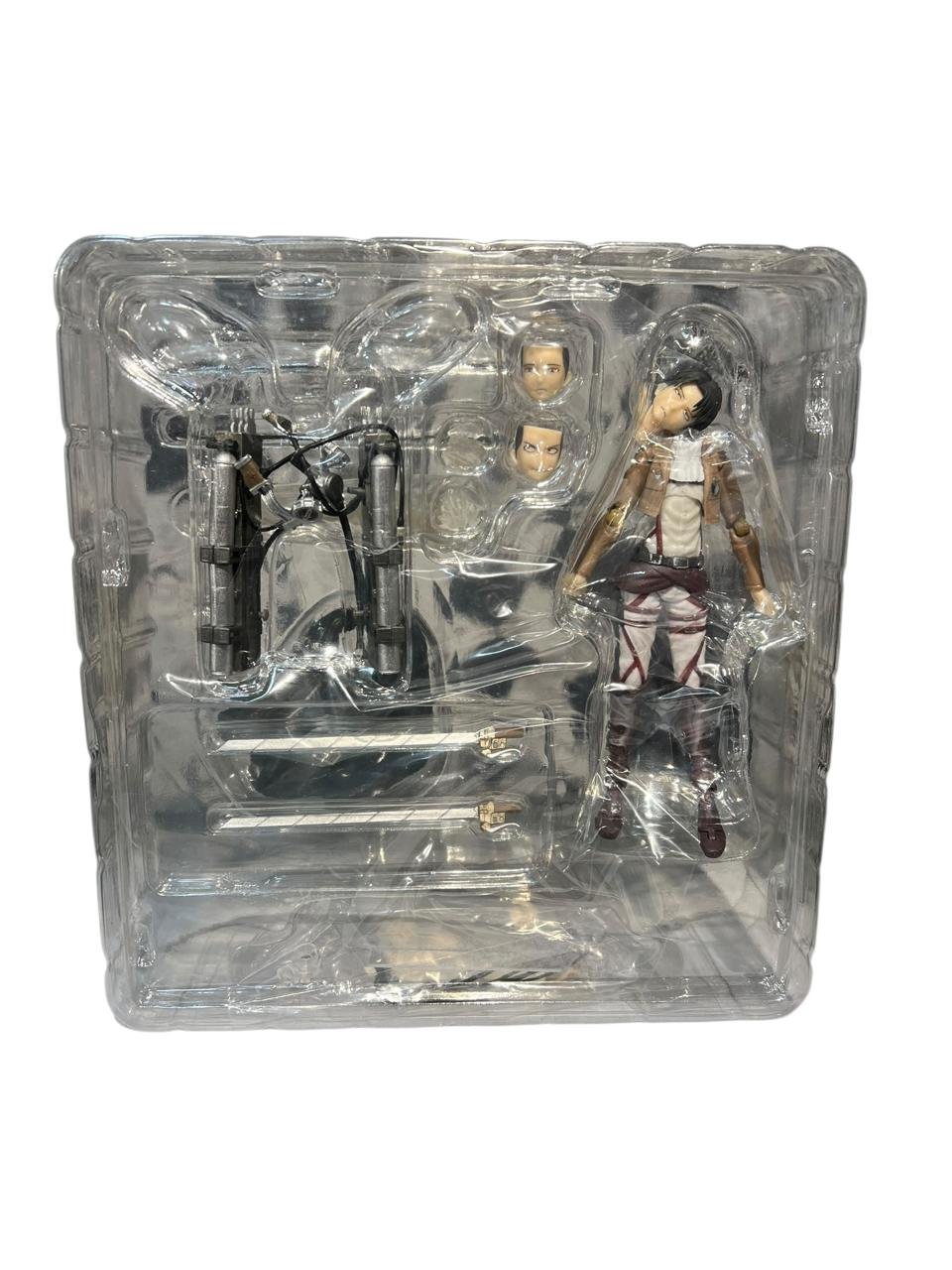 Figura Articulada De Levi - Attack On Titan - 14cm - Imagen 2