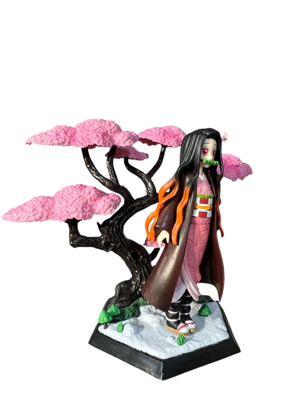 Figura Tipo Diorama Nezuko Kamado Árbol 18cm Demon Slayer - Imagen 6