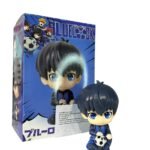 Figura Yoichi Isagi 8cm Cabezón Sentado Blue Lock