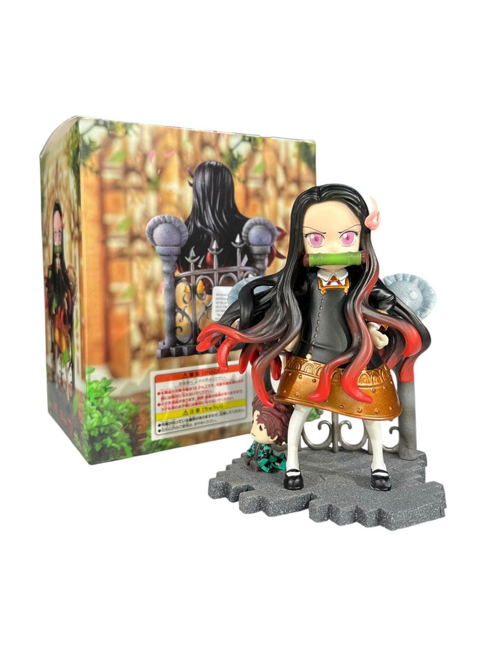 Figura Nezuko Vestido Anya 14cm Demon Slayer