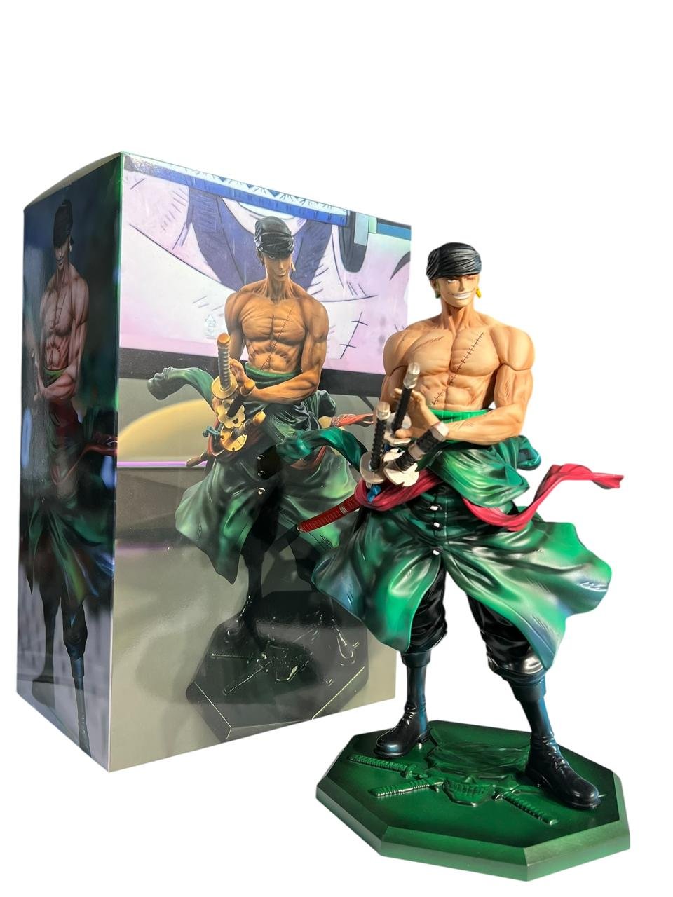 Figura Coleccionable De Zoro - One Piece De 27 Cm