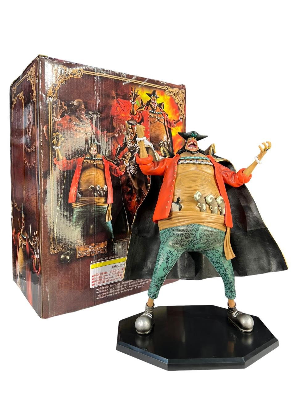 Figura Barba Negra 26cm One Piece