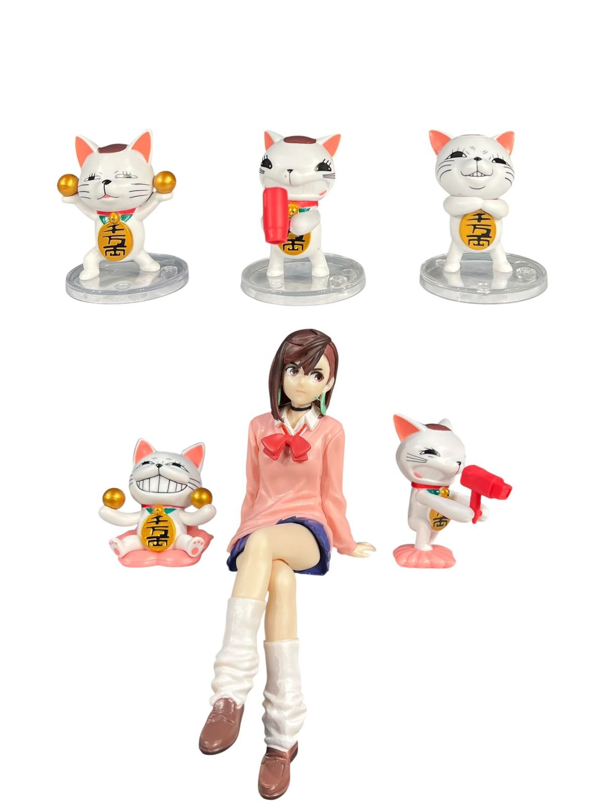 Figuras X6 Momo Sentada Y Turbo Abuela Dandadan 5cm