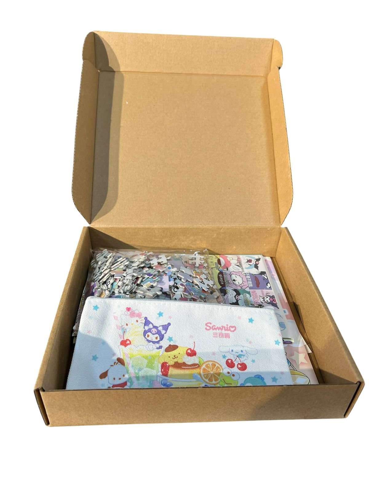 Caja De Regalo Hello Kitty Y Personajes Sanrio Rosa - Imagen 7