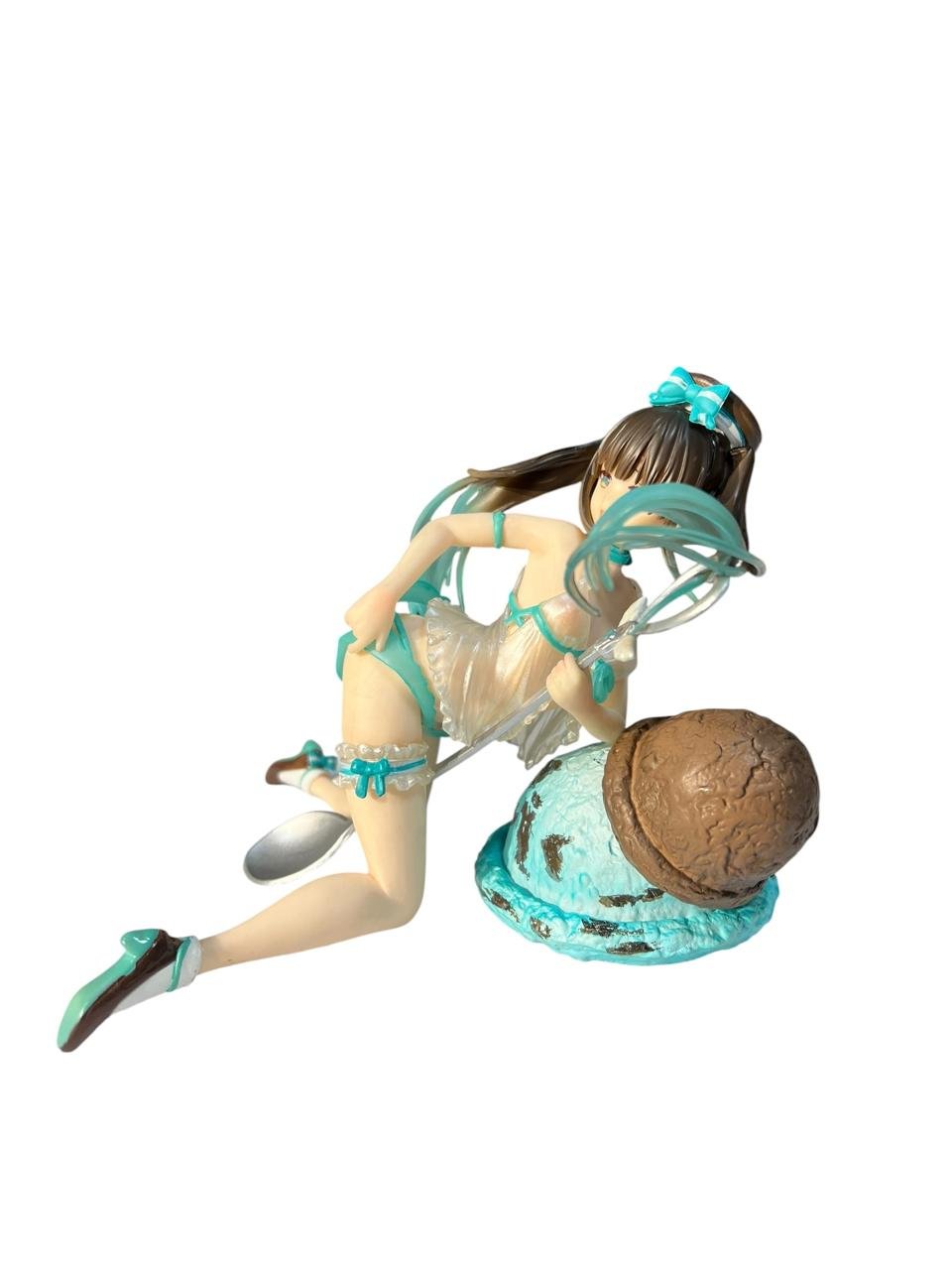 Figura Icecream Tasting Girl Choco 15cm - Imagen 4
