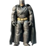 Figura Armored Batman 32cm Super Heroes