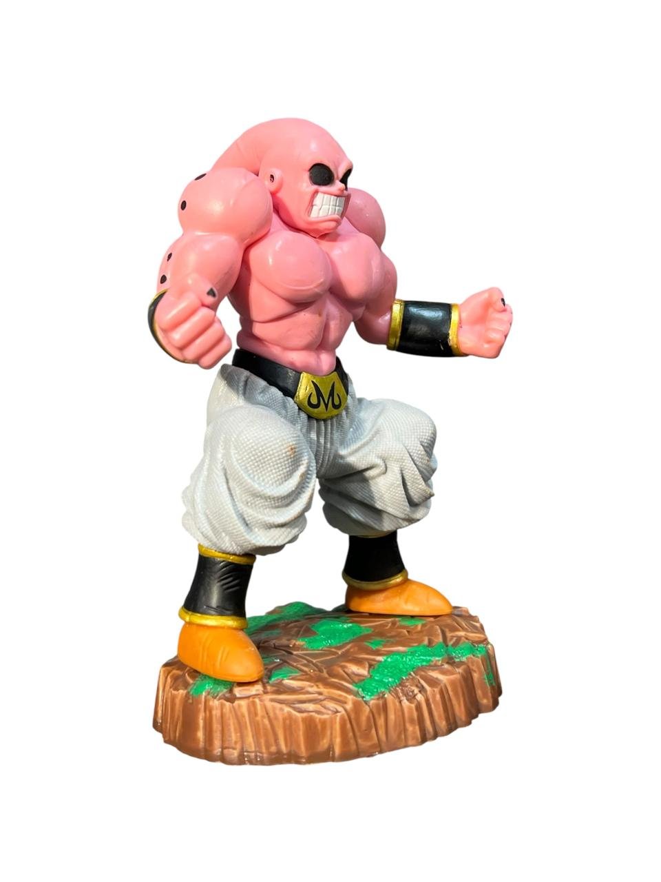Figura Majin Ultra Boo 17cm Base Piedra Dragon Ball - Imagen 4